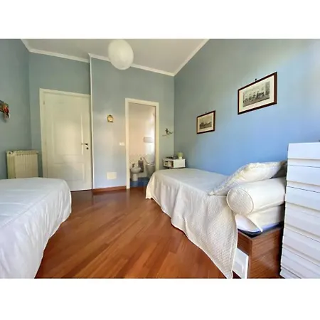 One In A Hundred Appartement *