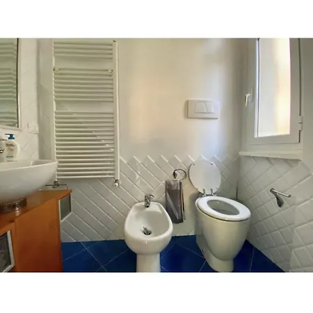 One In A Hundred Apartman Alassio